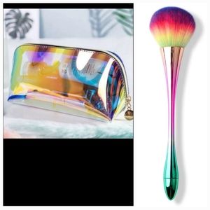 SET! Makeup Bag & Brush